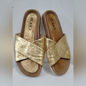 GOLD LEATHER RODO SLIDES